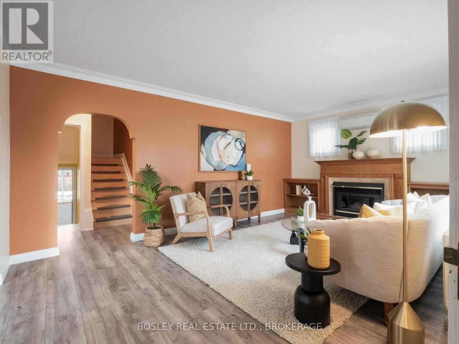 St. Catharines (lakeshore), ON L2M1R9,257 LAKESHORE ROAD