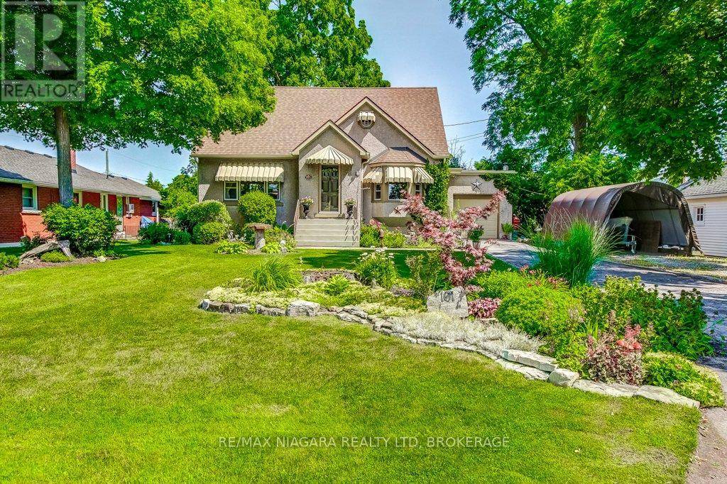 101 DIVISION STREET, Port Colborne (sugarloaf), ON L3K3B5