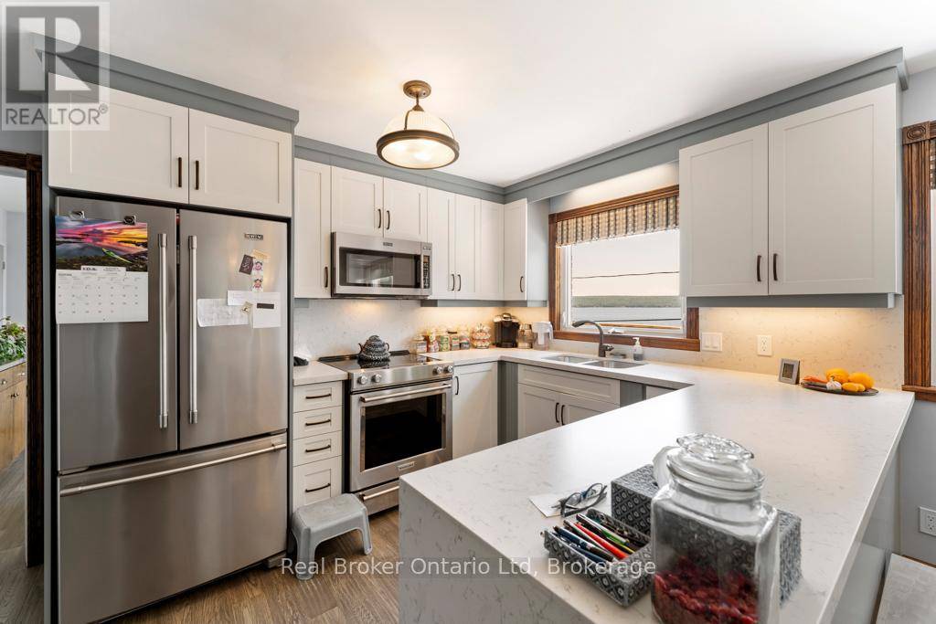 South Bruce Peninsula, ON N0H2T0,121 MALLORY BEACH ROAD