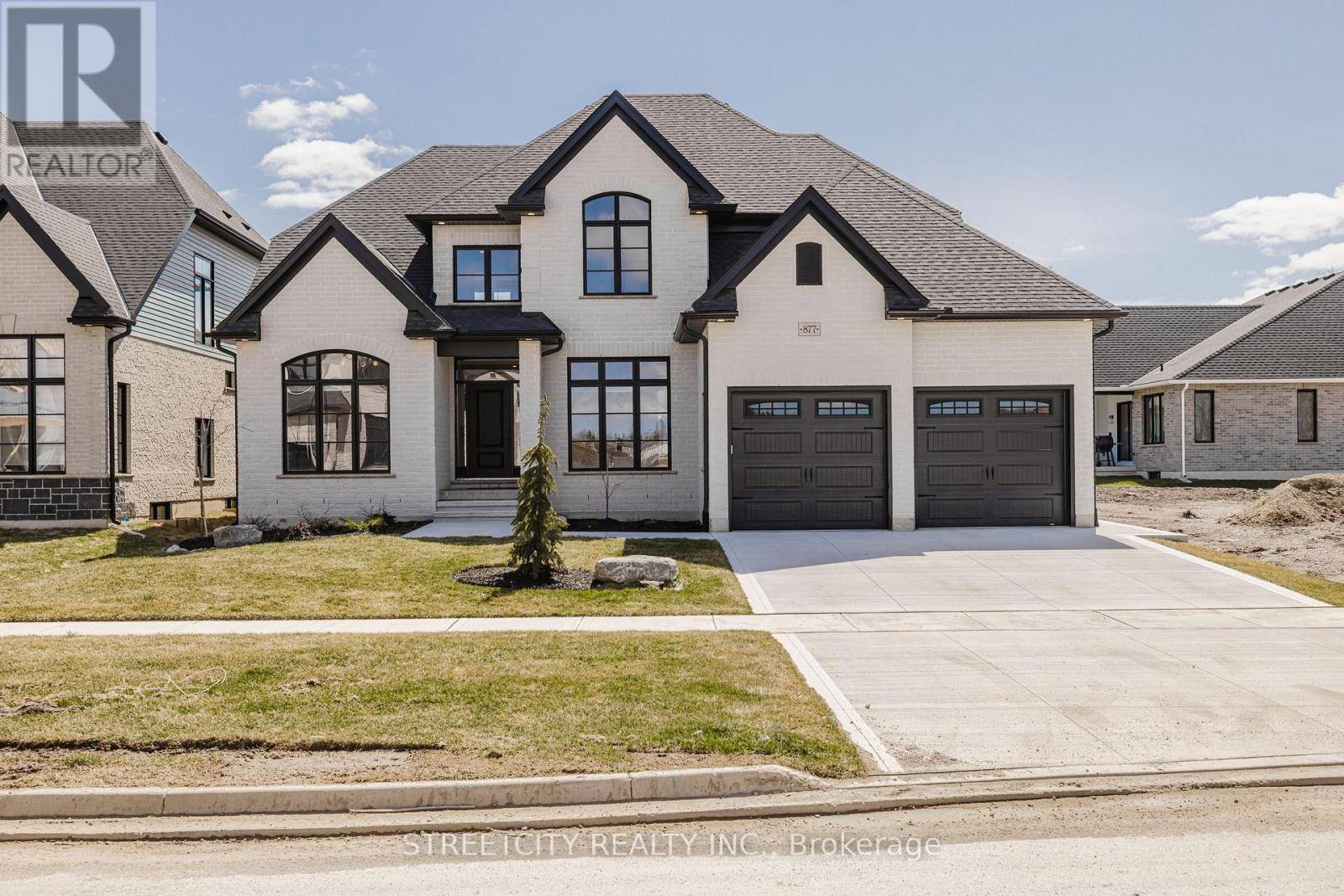 London North (north S), ON N6G3X9,877 EAGLETRACE DRIVE W