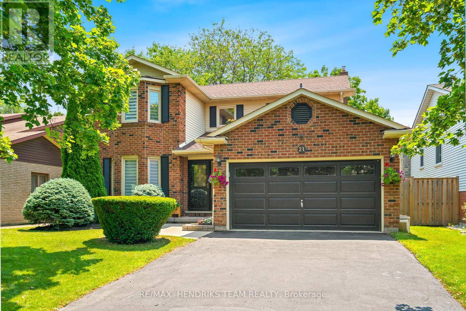 21 FARMINGTON DRIVE, St. Catharines (grapeview), ON L2S3G1