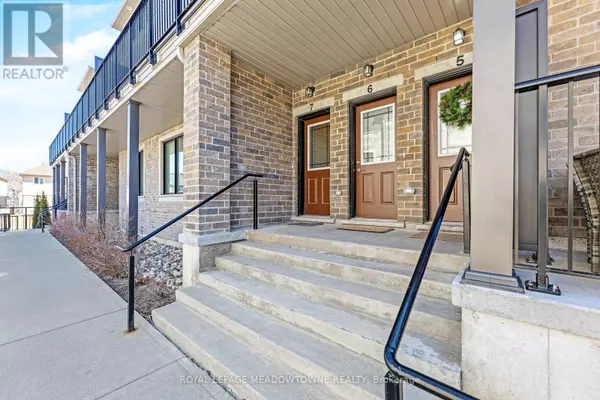 107 Westra DR #7, Guelph (willow West/sugarbush/west Acres), ON N1K0A5