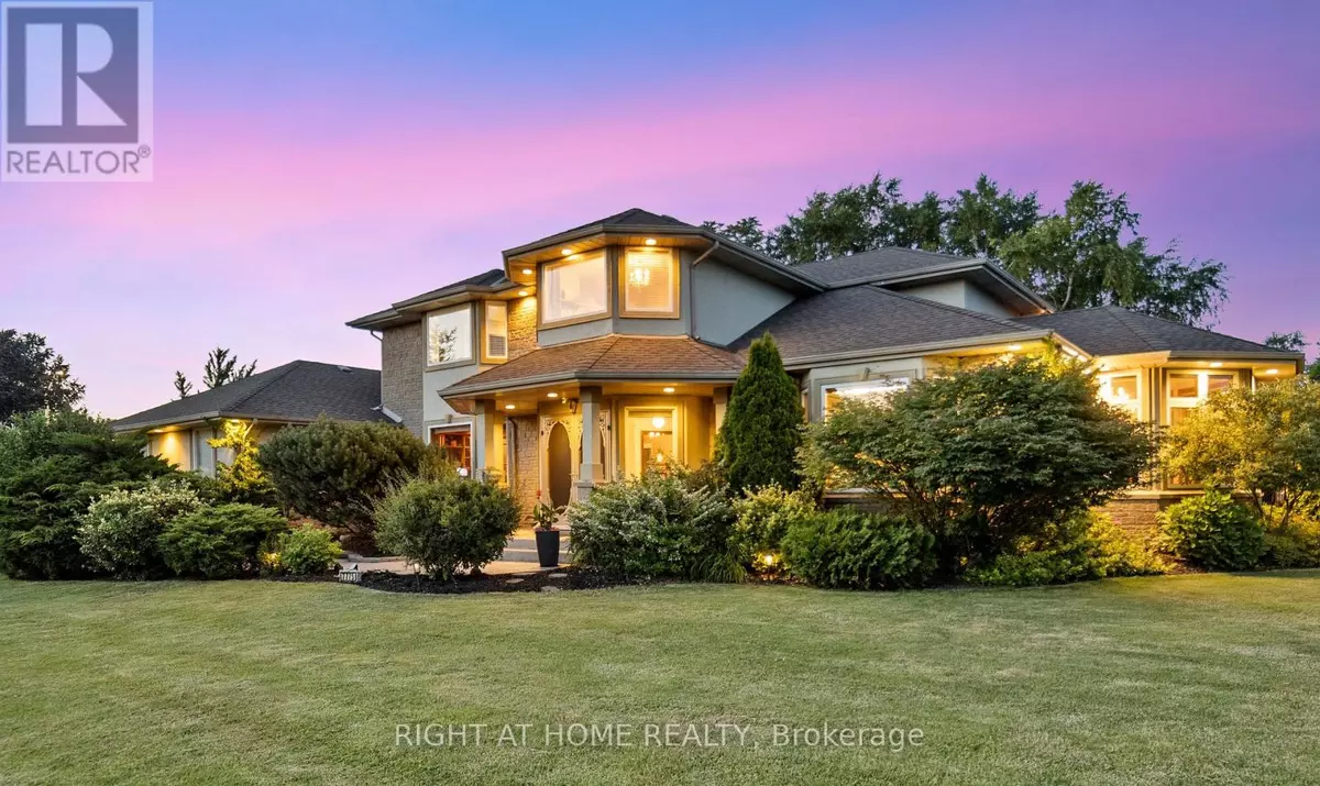 Niagara Falls (mt. Carmel), ON L2H2X3,7775 ST AUGUSTINE CRESCENT