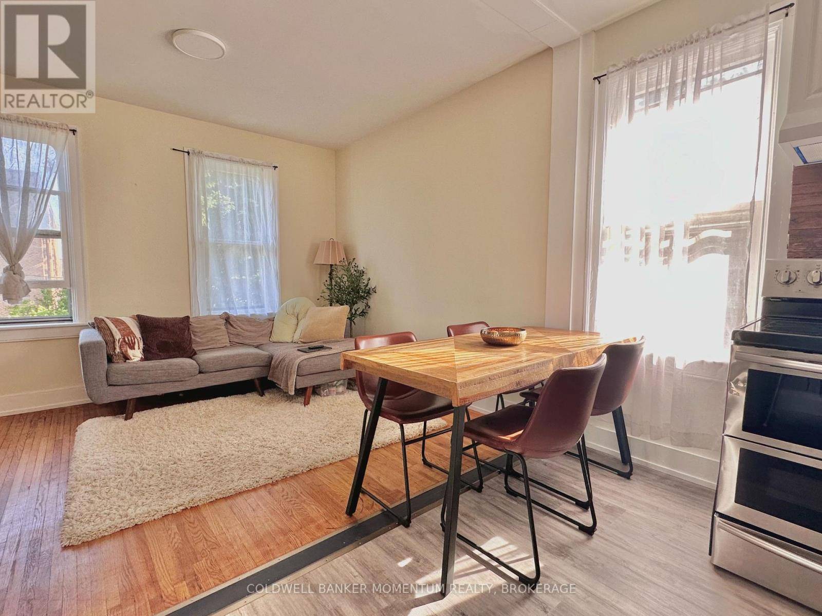 Niagara Falls (downtown), ON L2E2H3,4484 Huron ST #3