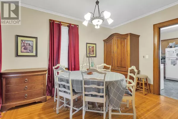 Tillsonburg, ON N4G2A5,48 BROCK STREET W