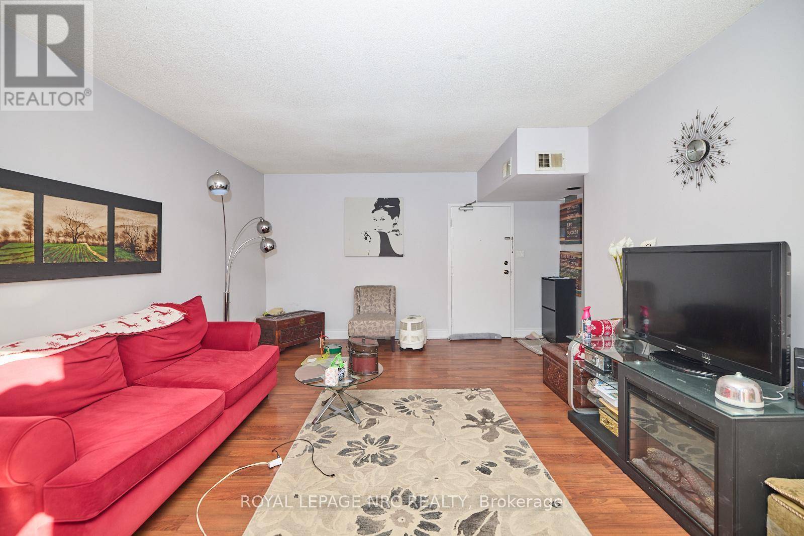 Niagara Falls (cherrywood), ON L2E1W3,4872 Valley WAY #302