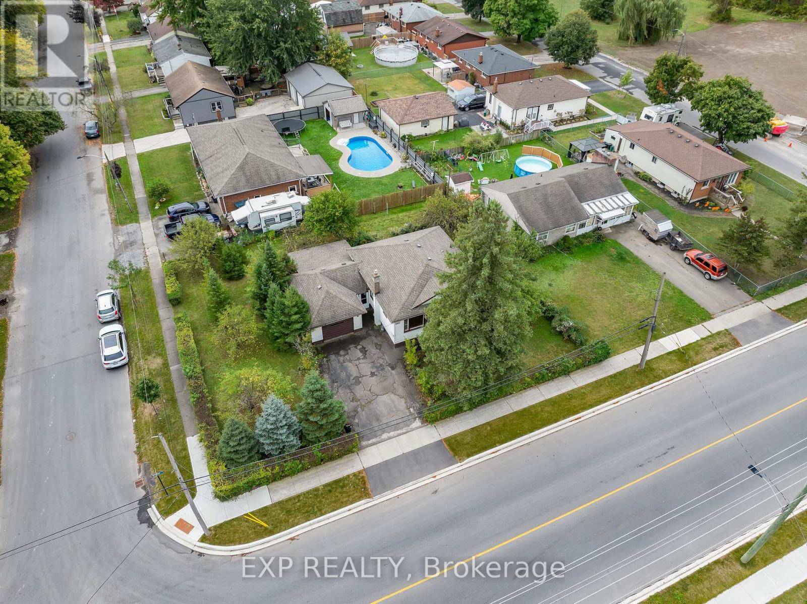 Welland (broadway), ON L3C5M5,562 BROADWAY STREET