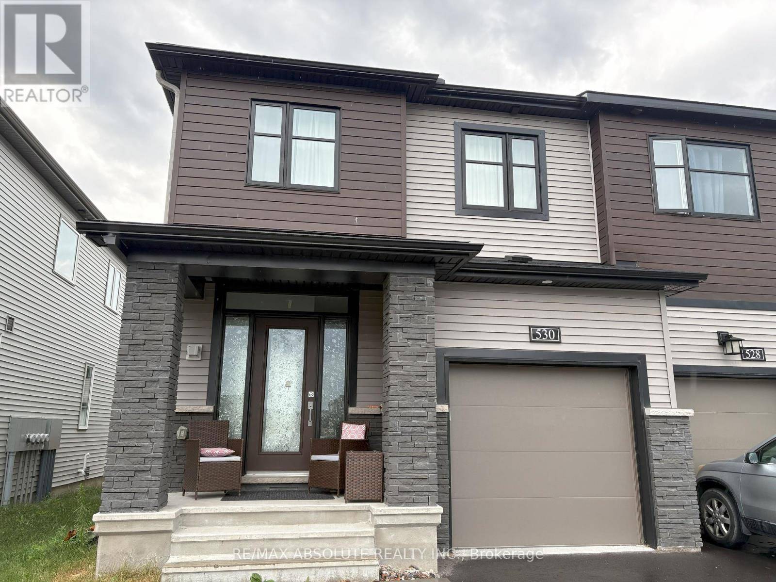 Ottawa, ON K2J7C9,530 BUNDORAN PLACE