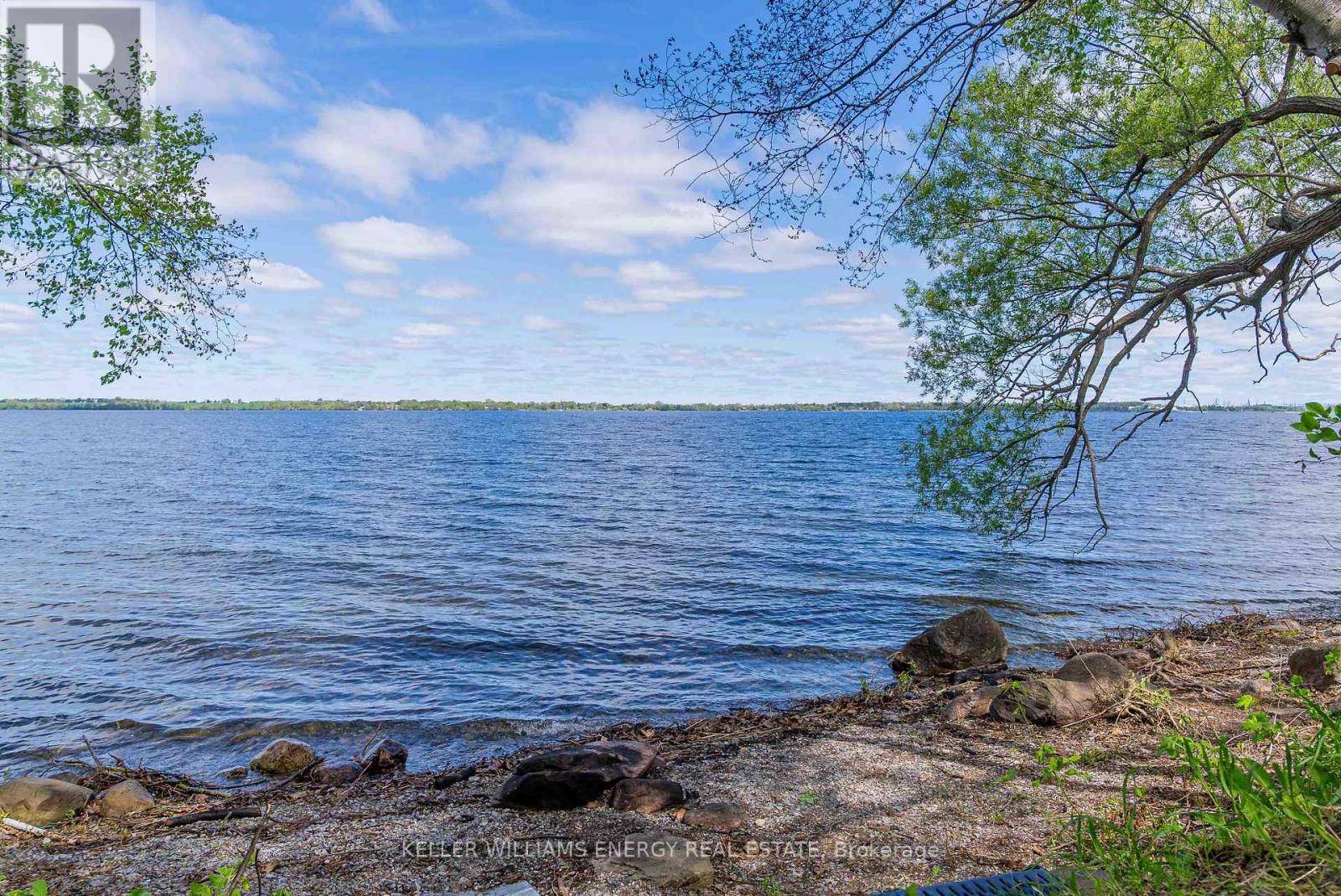 Prince Edward County (north Marysburgh), ON K0K2T0,326 CRESSY BAYSIDE ROAD
