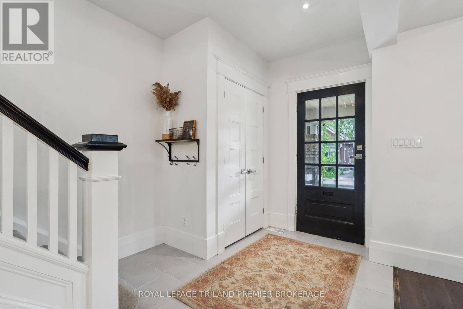 London South (south F), ON N6C1X7,414 BAKER STREET