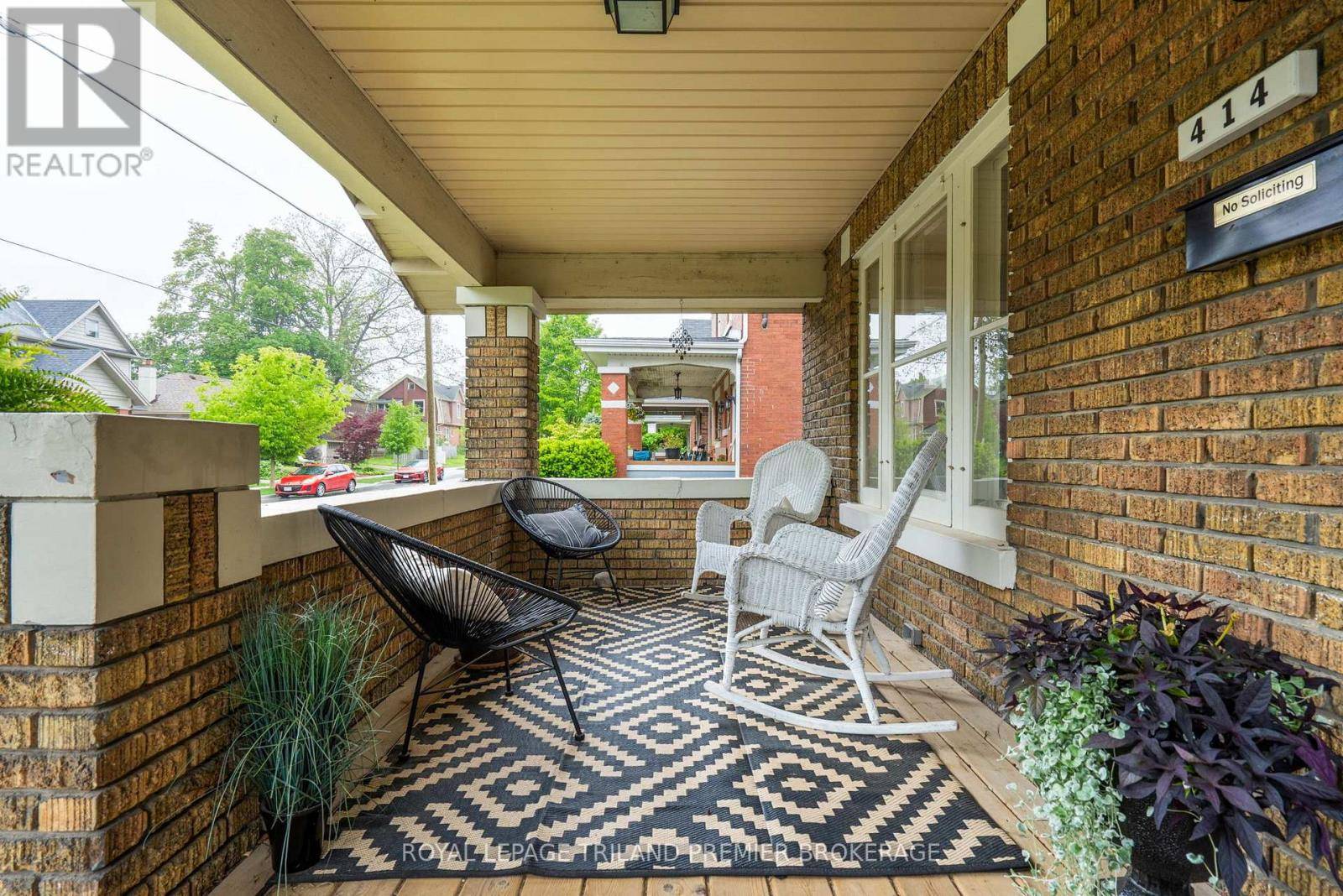 London South (south F), ON N6C1X7,414 BAKER STREET