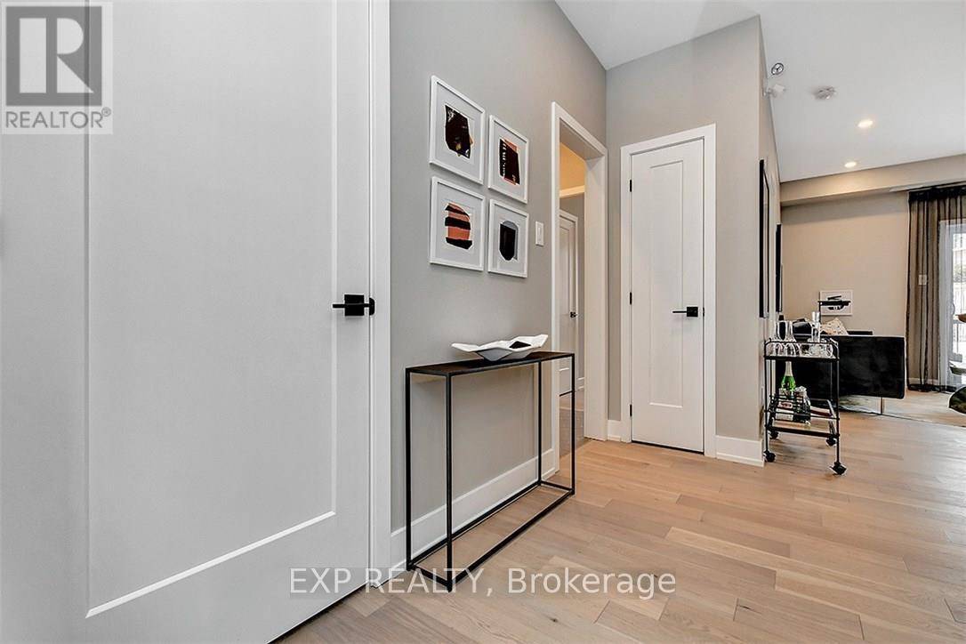 Ottawa, ON K4A0M7,2370 TENTH LINE RD #3203
