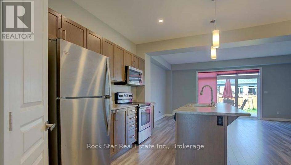 Kingston (city Northwest), ON K7P0K7,1386 TREMONT DRIVE S