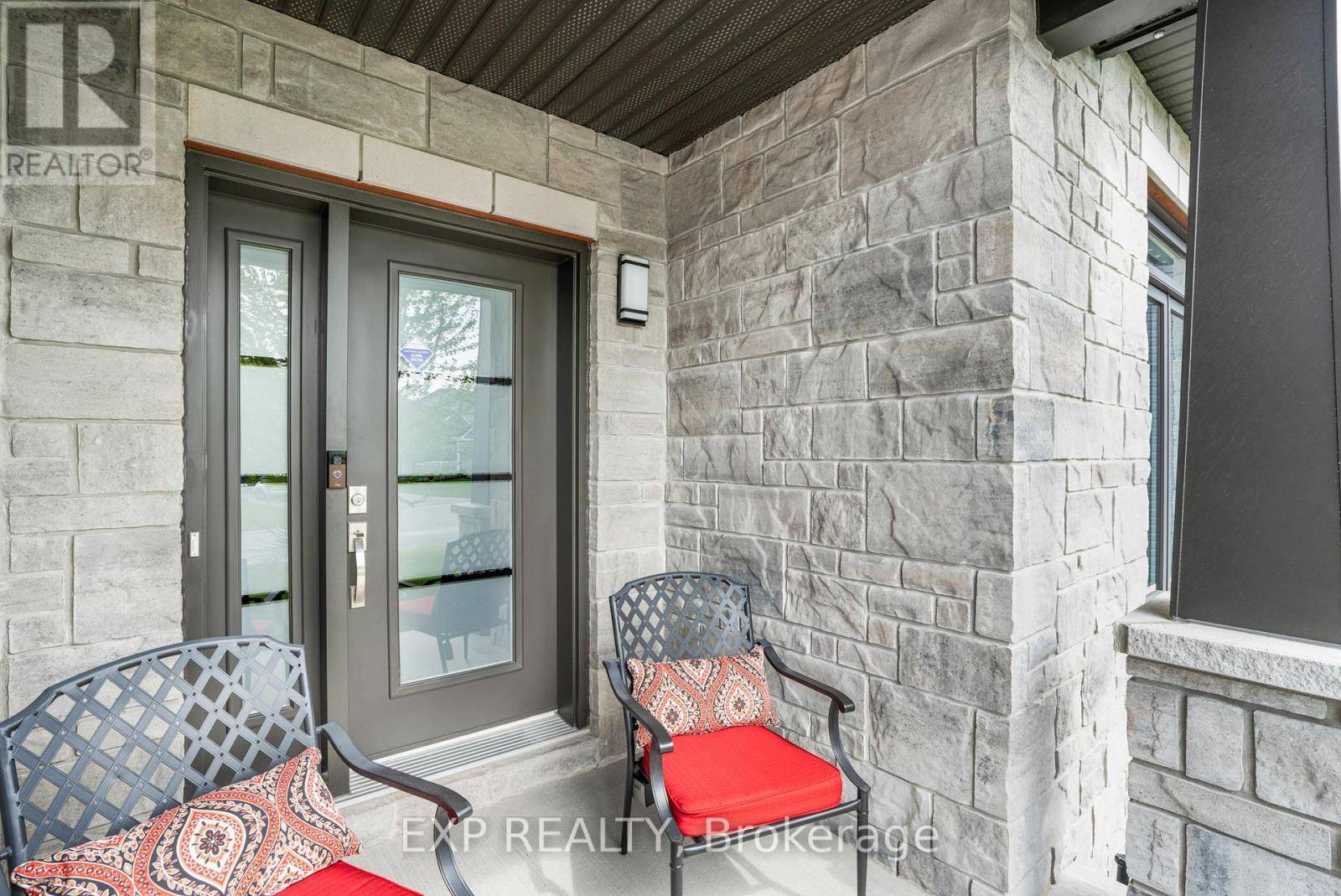 Clarence-rockland, ON K4K0H8,42 GRANITE STREET