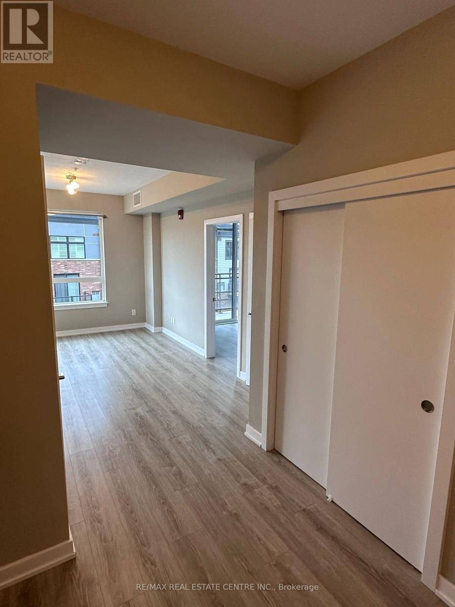 Grimsby (grimsby Beach), ON L3M0H1,10 Esplanade LN #313