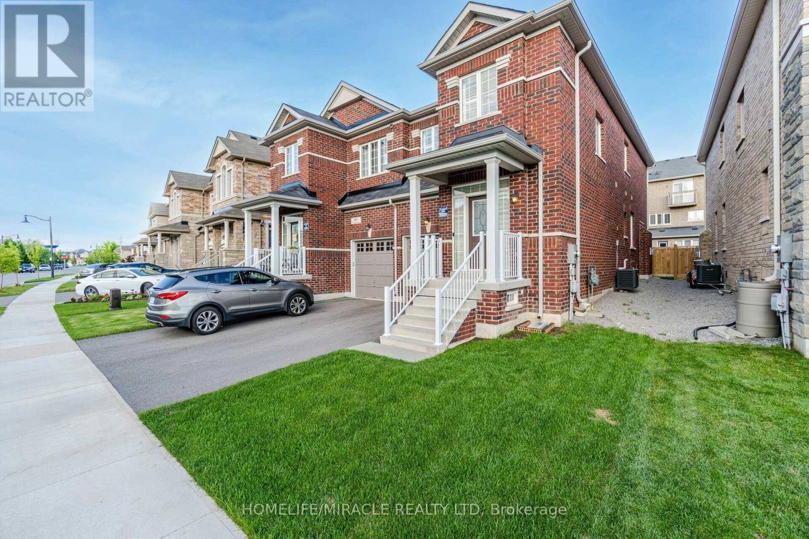Hamilton (waterdown), ON L8B0T6,88 HUMPHREY STREET