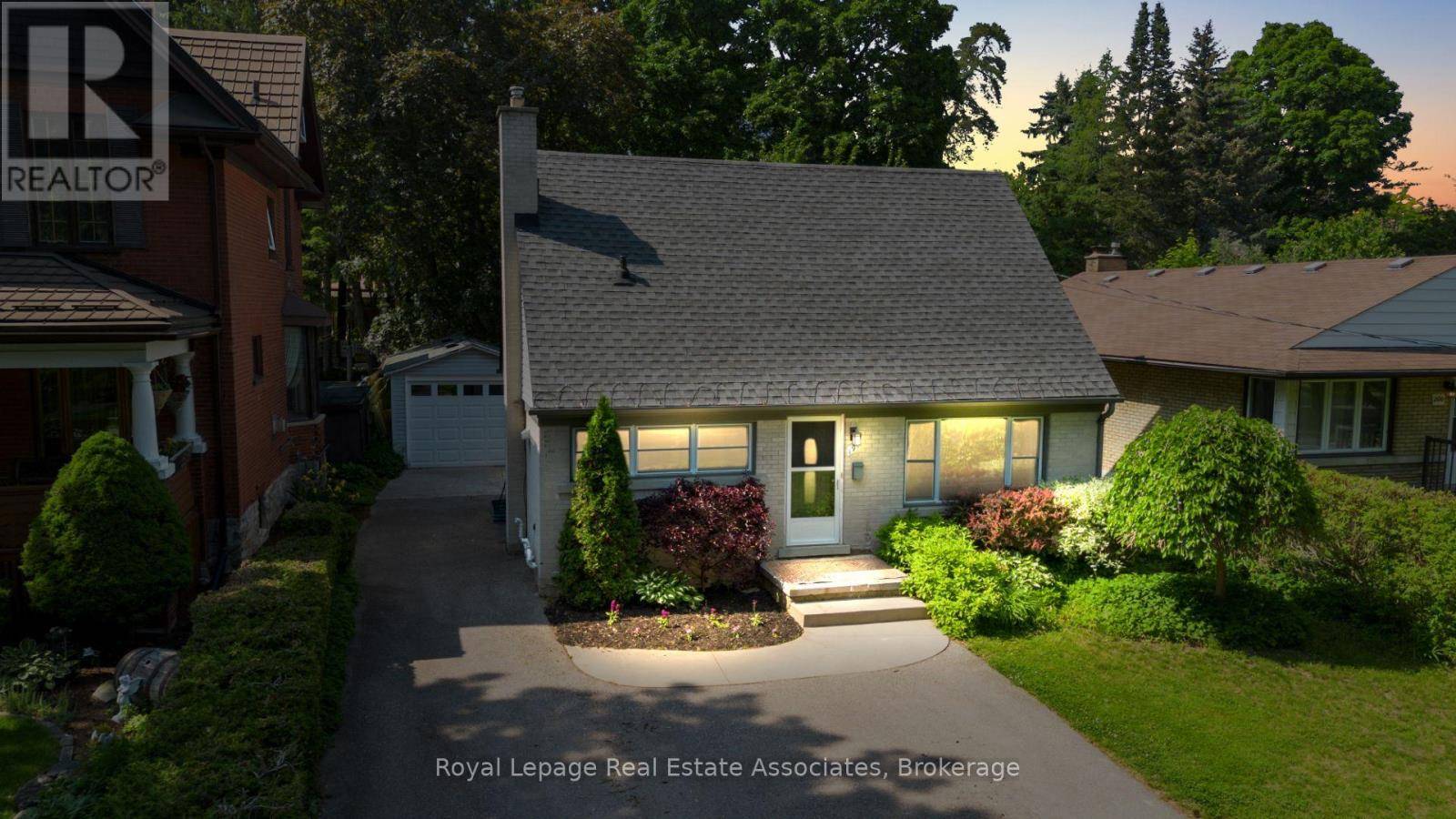 196 SHELDON AVENUE N, Kitchener, ON N2H3M8