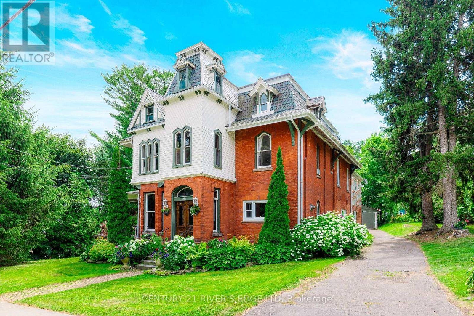 Brockville, ON K6V5M9,20 SHERWOOD STREET