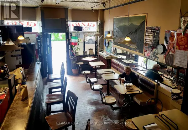 Hamilton (gibson), ON L8L6M8,197 SHERMAN AVENUE N