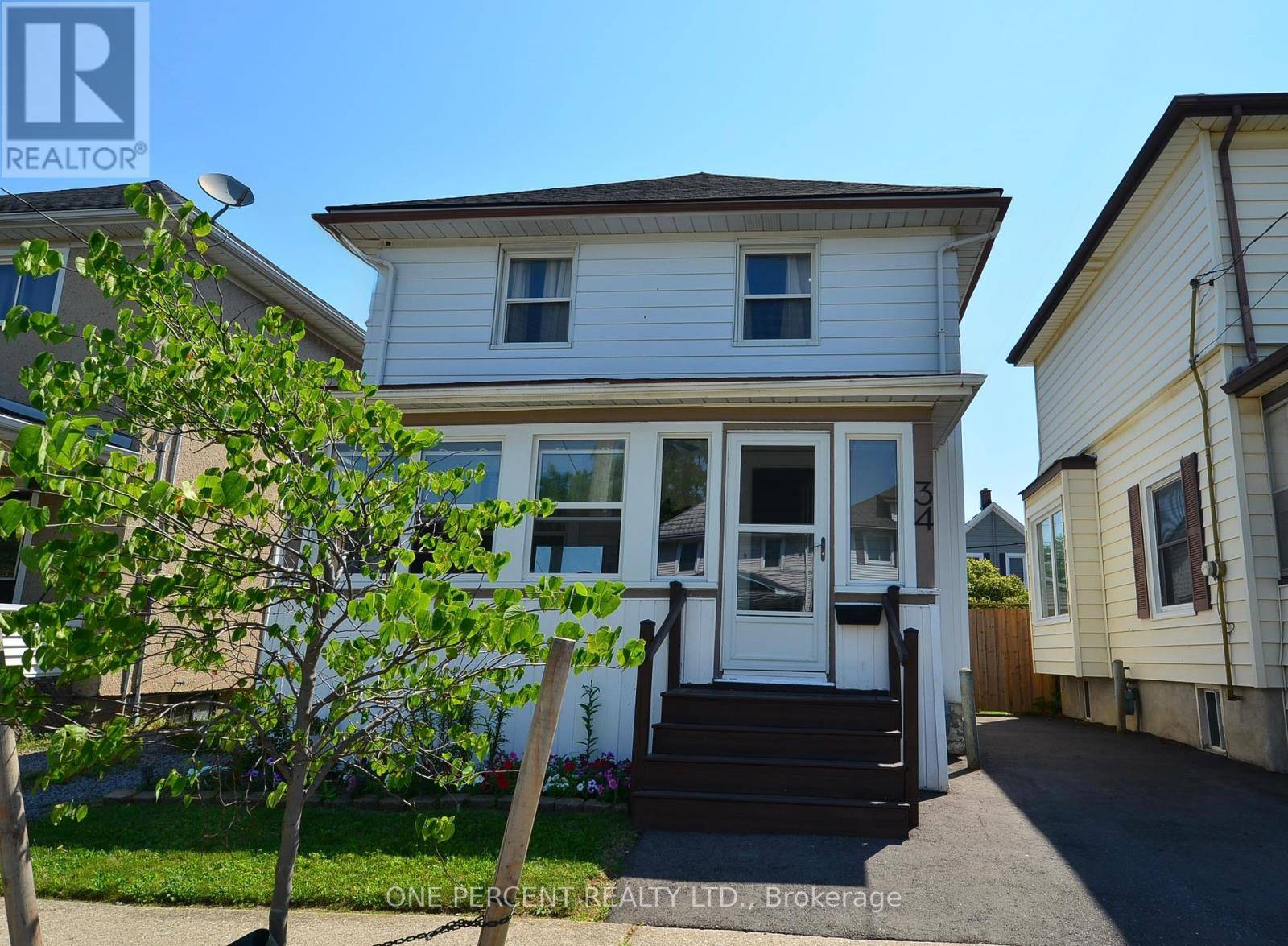 34 BERRYMAN AVENUE, St. Catharines (e. Chester), ON L2R3W9
