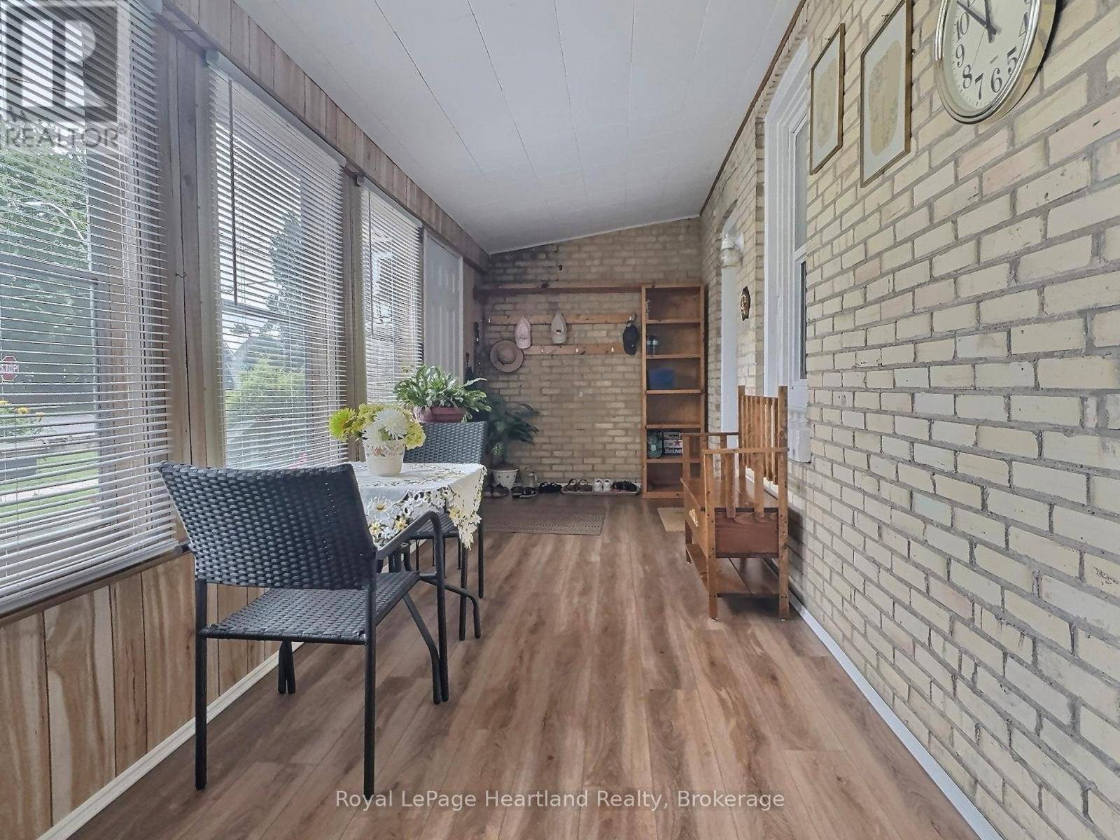 South Huron (exeter), ON N0M1S2,46 GIDLEY STREET W