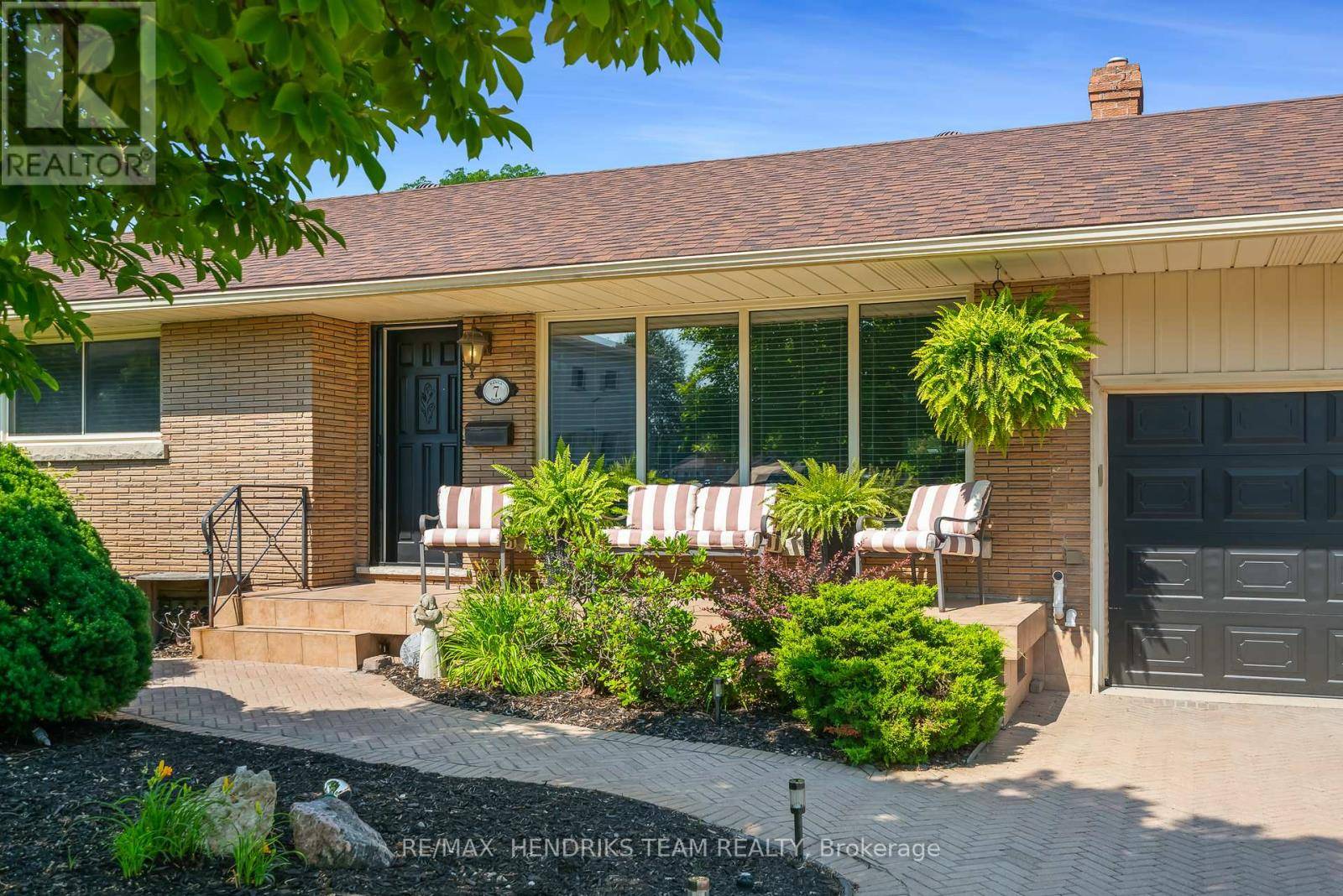 St. Catharines (vine/linwell), ON L2M3J9,7 KAMLA DRIVE