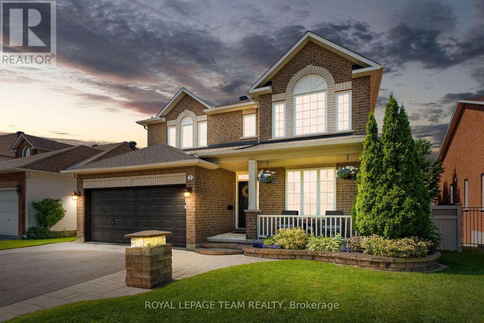 7 ASH VALLEY AVENUE, Ottawa, ON K2G6V3