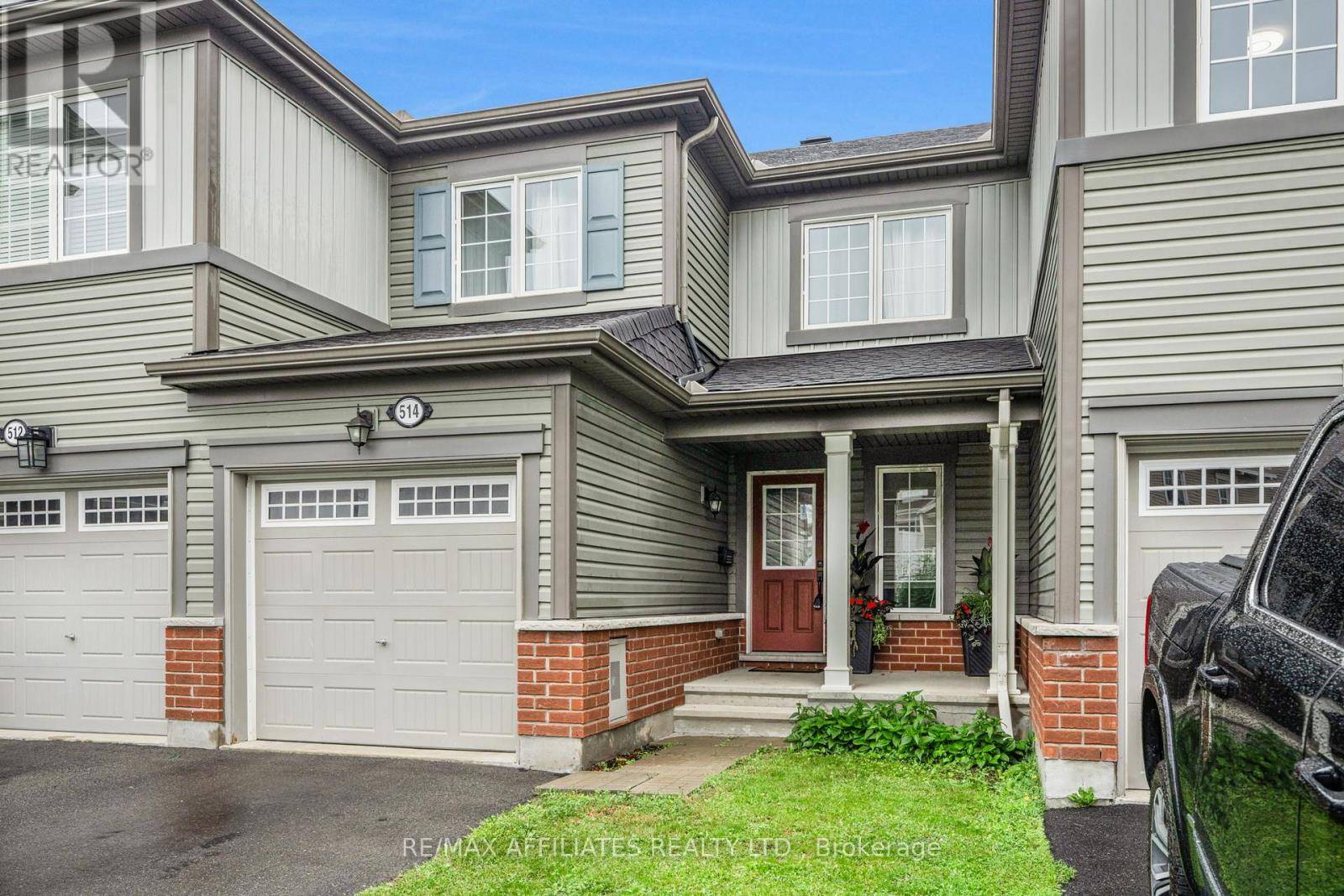 514 BROADLEAF STREET, Ottawa, ON K4A1A4