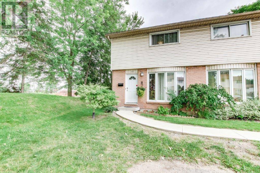700 Exeter RD #32, London South (south X), ON N6E1L2