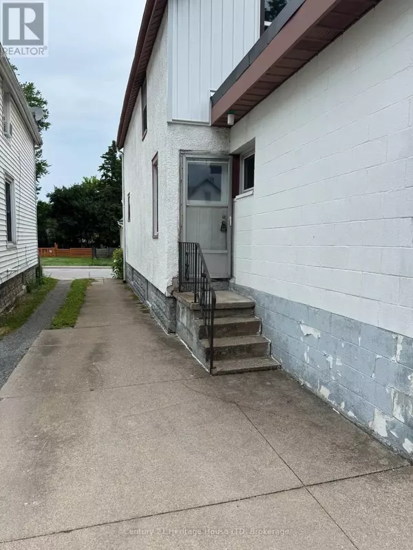 Niagara Falls (downtown), ON L2E1E5,4688 RYERSON CRESCENT