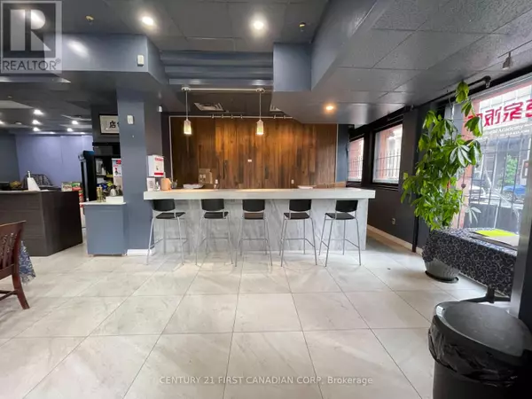 London East (east K), ON N6A3C3,368 Richmond ST #366