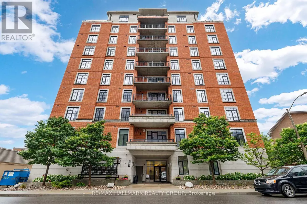 Ottawa, ON K1S4E8,330 Loretta AVE South #PH5