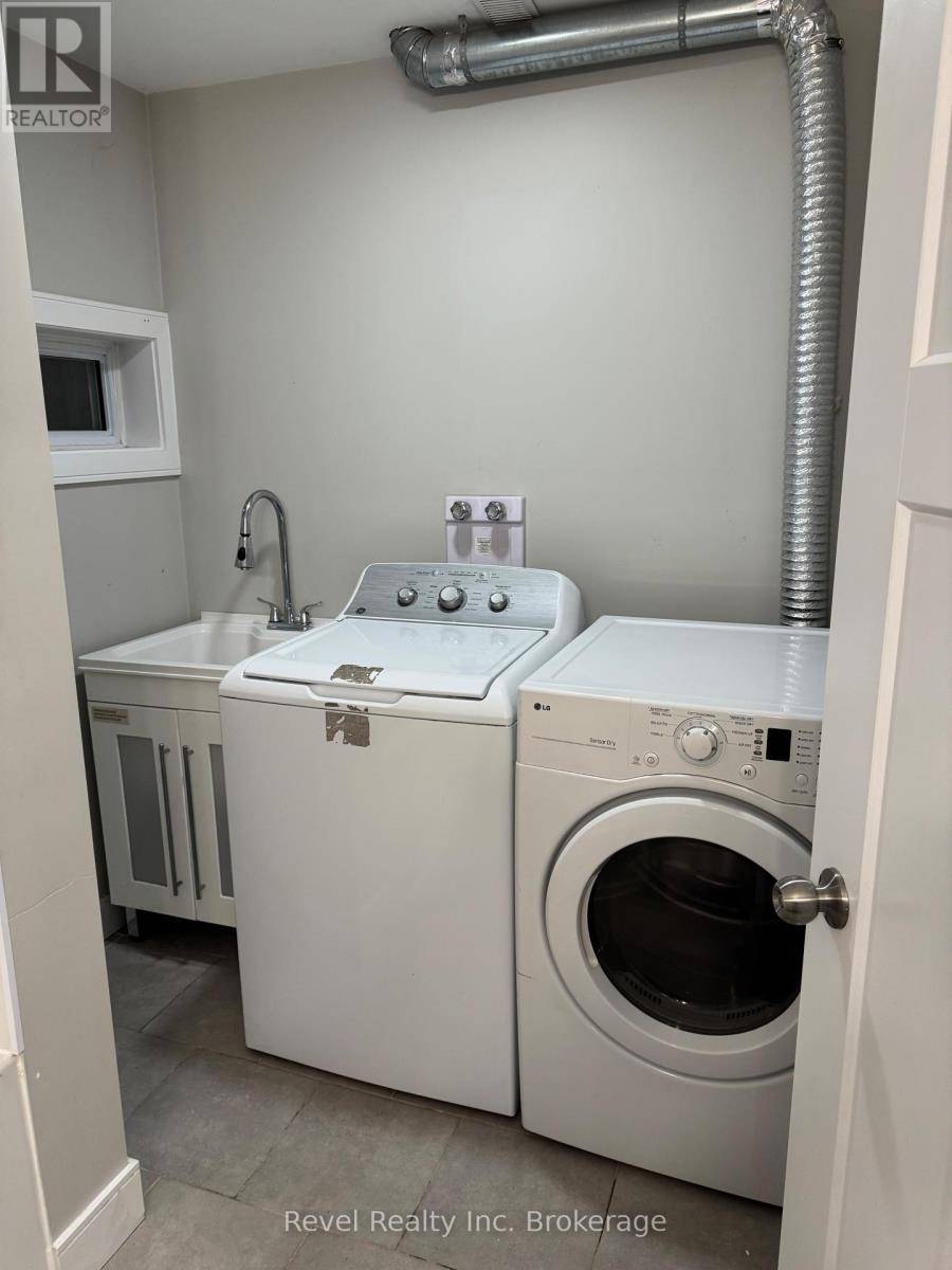 North Bay (central), ON P1B1P7,162 PRINCESS STREET E