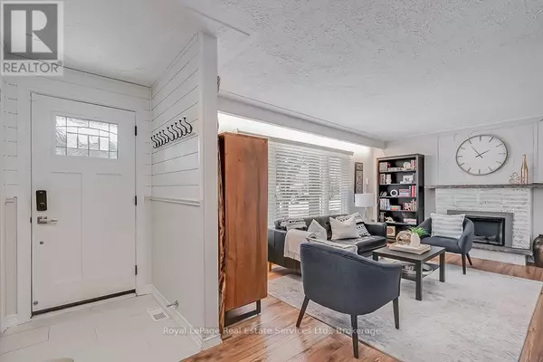 Hamilton (ancaster), ON L9G2X6,23 LORNE AVENUE