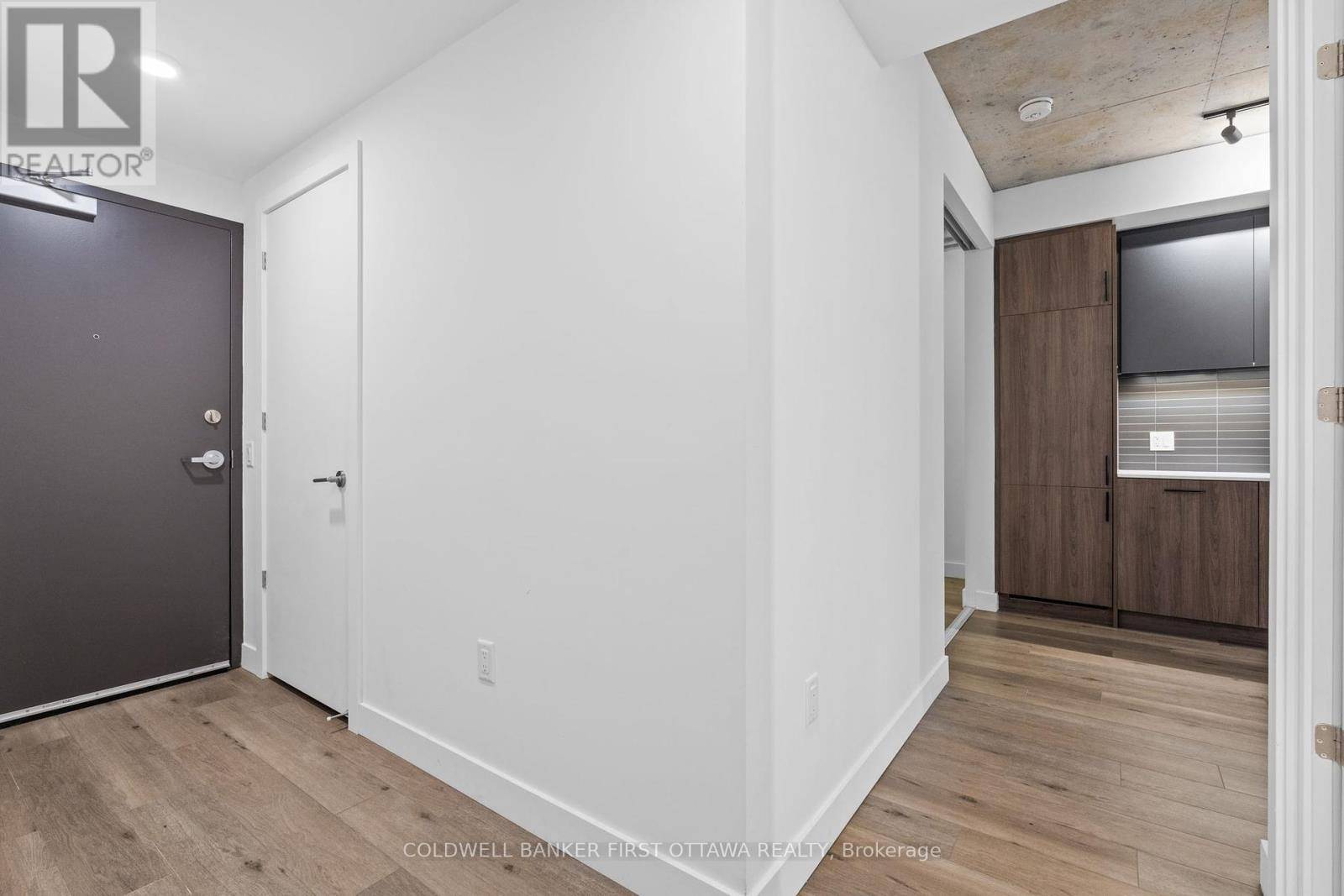 Ottawa, ON K2P1Y5,10 JAMES ST #506
