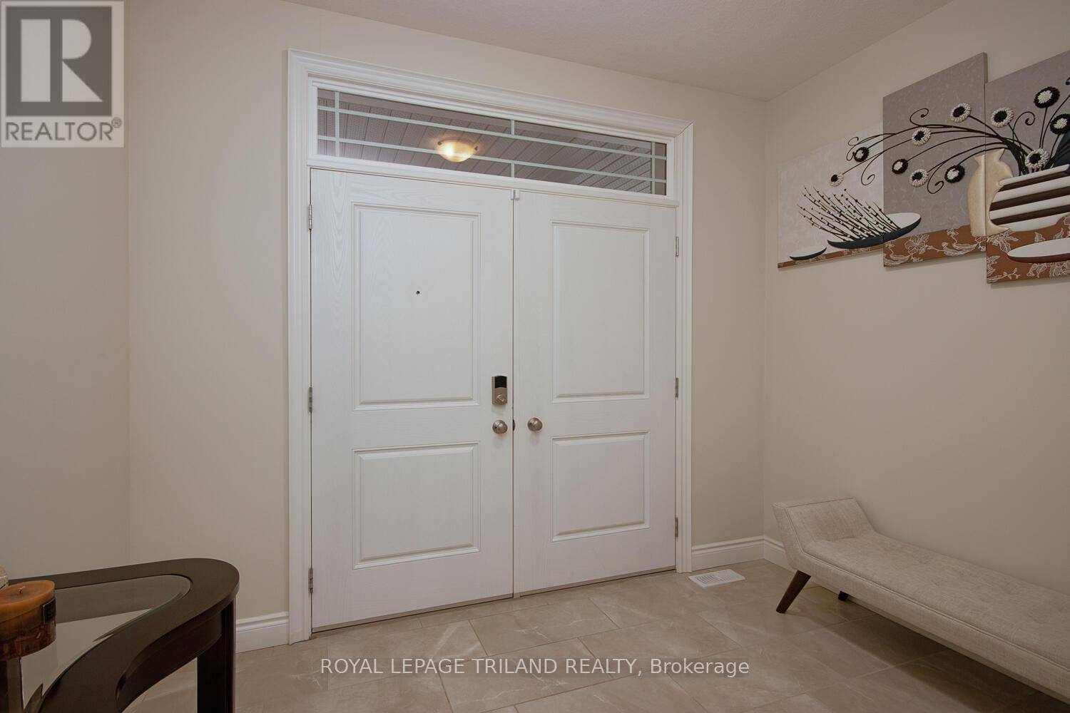 London South (south U), ON N6M1G5,2544 HOLBROOK DRIVE