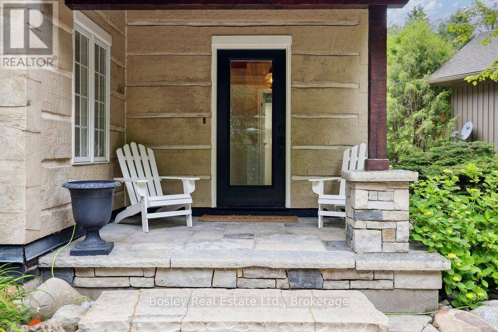 Blue Mountains, ON L9Y0M6,118 HERITAGE DRIVE