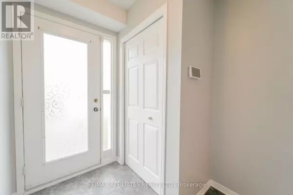 Ottawa, ON K2H7B1,243 MONTEREY DRIVE