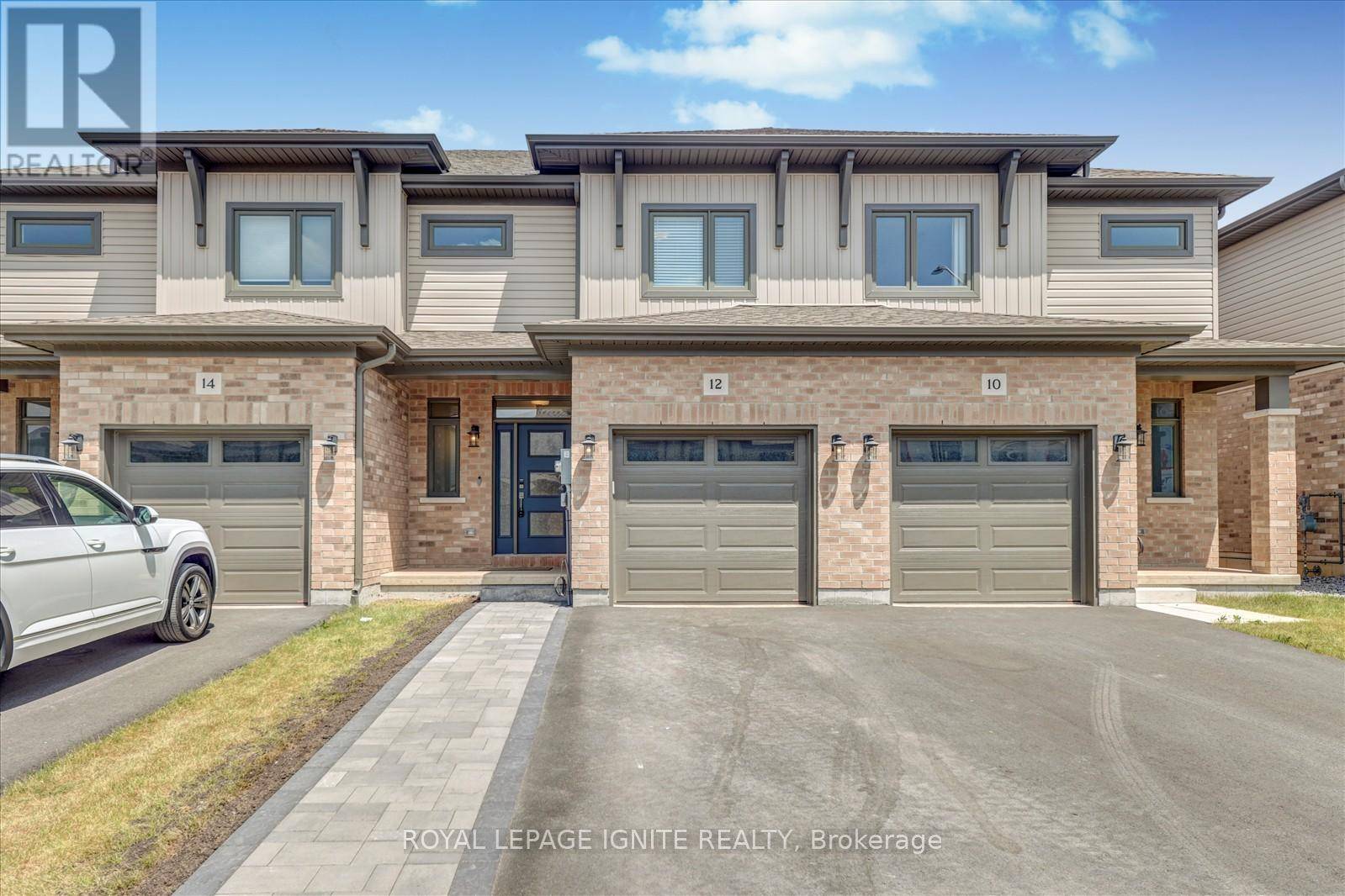 12 OTONABEE STREET, Belleville (thurlow Ward), ON K8N0T3