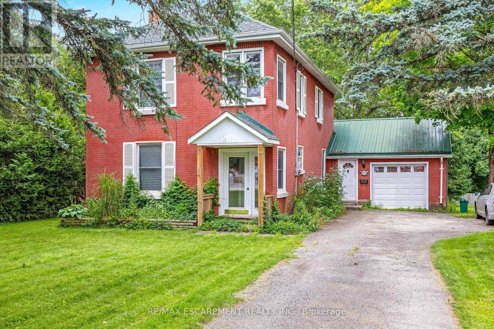 Guelph/eramosa (rockwood), ON N0B2K0,274 ALMA STREET