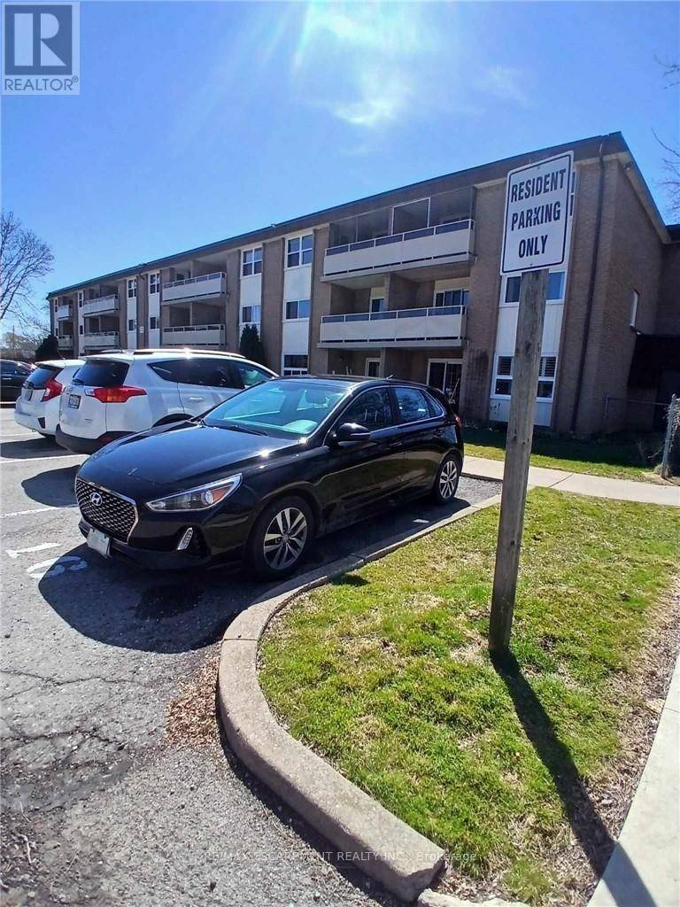 41 Rykert ST #402, St. Catharines (western Hill), ON L2S3A4