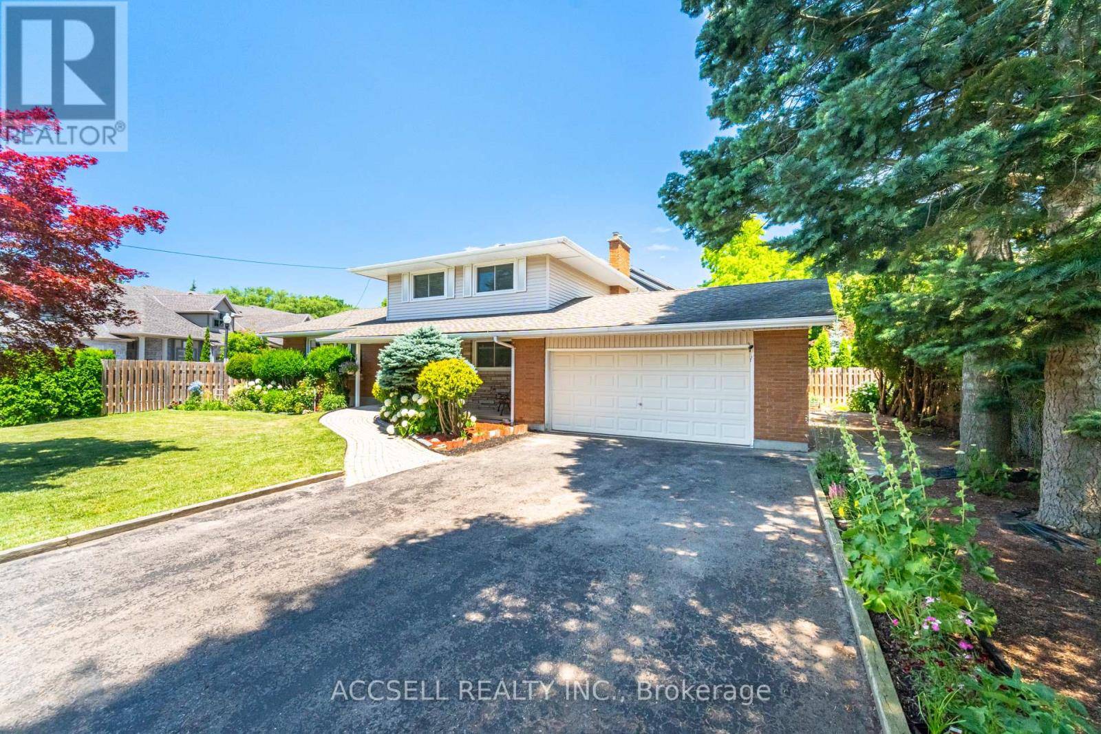St. Catharines (lakeshore), ON L2N3M9,4 TANNER CIRCLE
