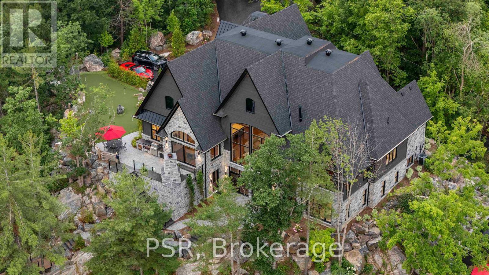 Gravenhurst (muskoka (s)), ON P1P1R2,1031 ROAD 2900