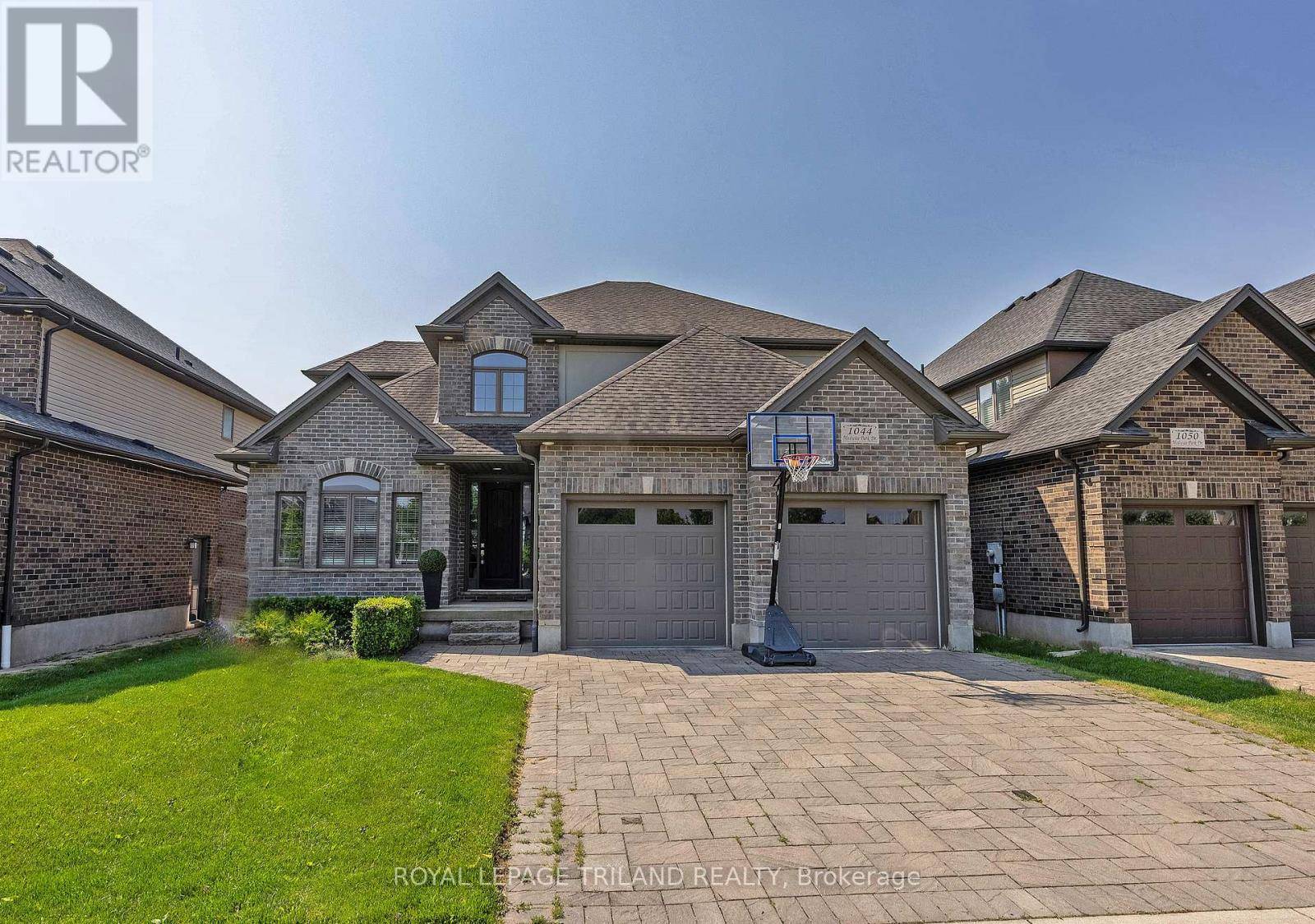 London North (north S), ON N6G0E4,1044 MEDWAY PARK DRIVE