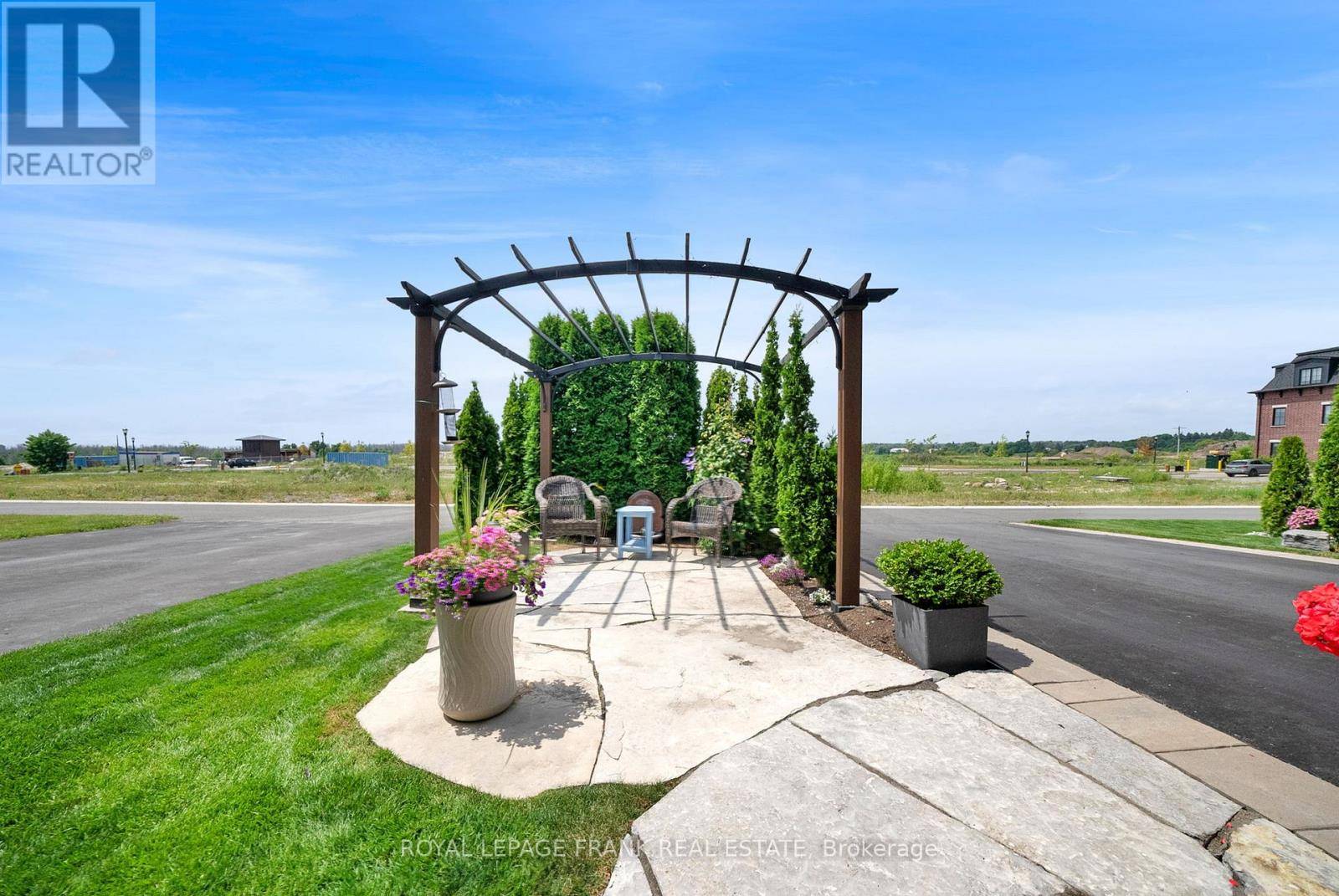 Cobourg, ON K9A0K7,729 JAMES SWEETMAN AVENUE