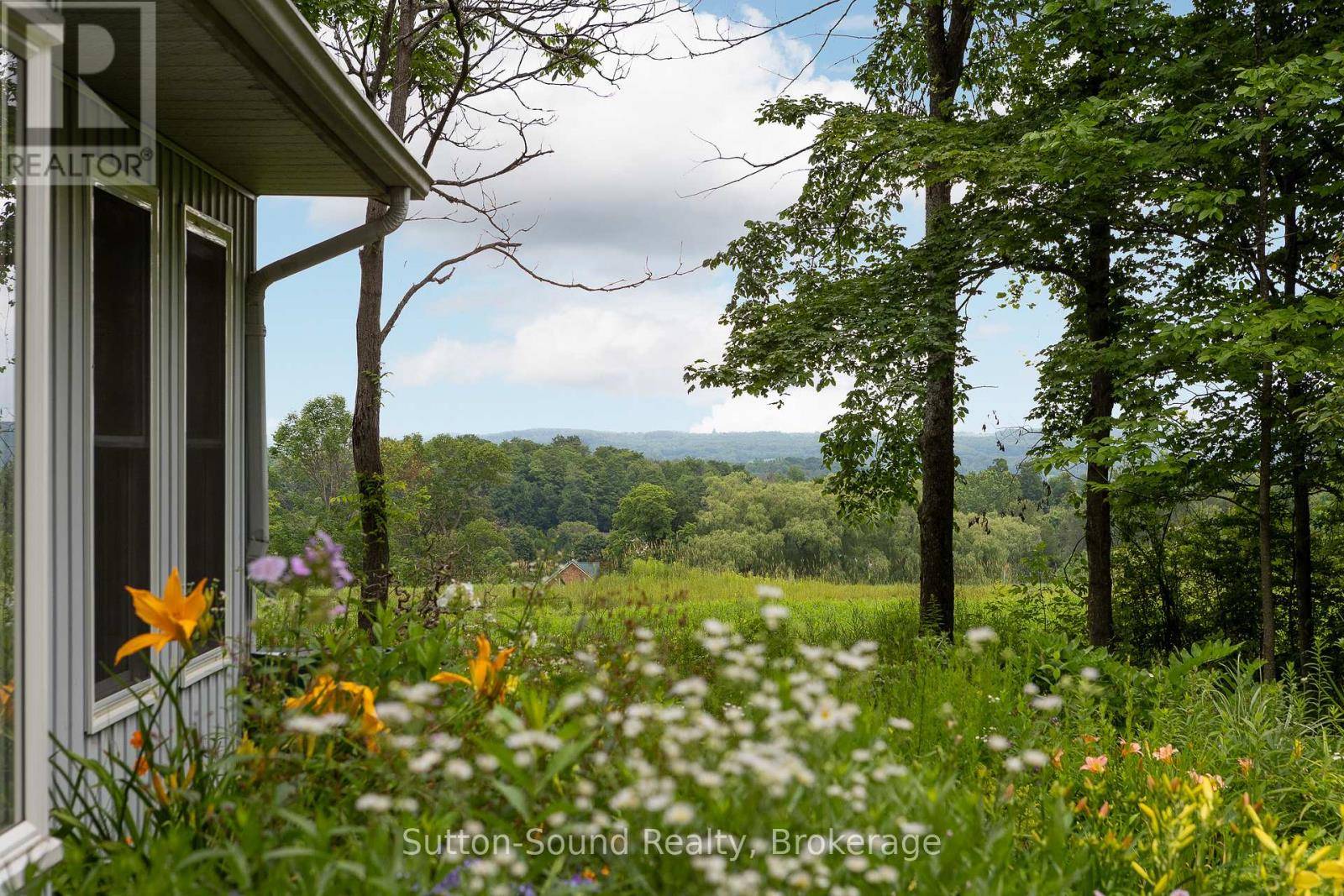 Chatsworth, ON N0H1G0,823665 MASSIE ROAD