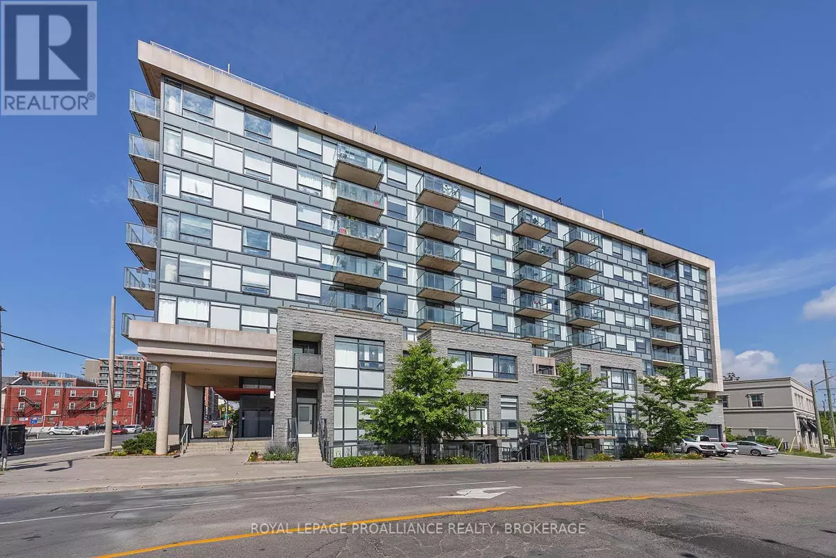 Kingston (east Of Sir John A. Blvd), ON K7K0G6,121 Queen ST #709