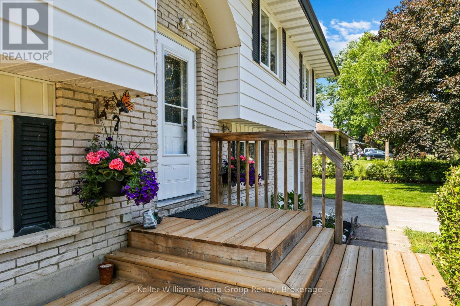 Guelph/eramosa, ON N0B1B0,7392 WELLINGTON RD 51 ROAD