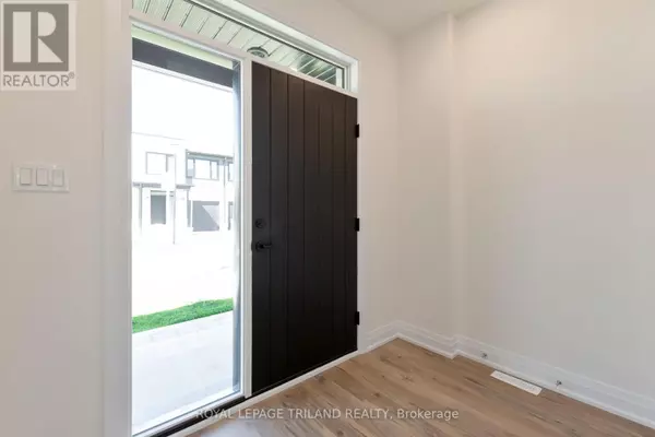 Strathroy-caradoc (sw), ON N7G0C1,101 SWALES AVE #20