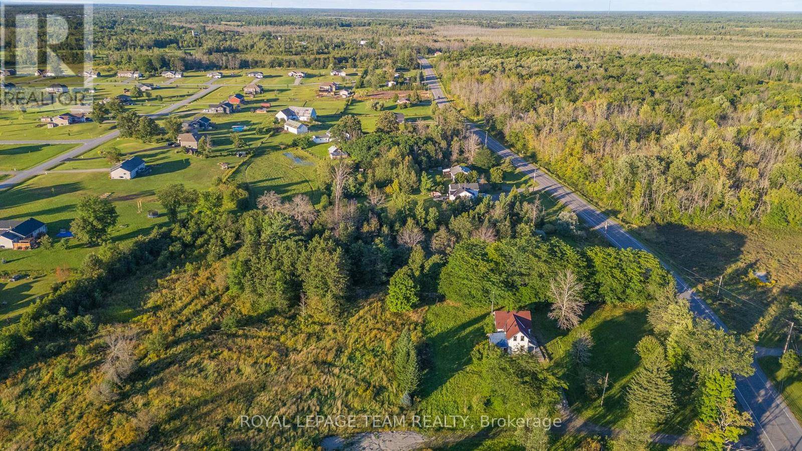 Beckwith, ON K7A4S7,1102 PERTH ROAD N